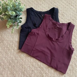 Lou & Grey cropped tanks bundle